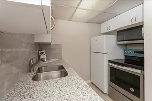 2145 Pierce St, Hollywood, FL 33020 - Photo 3
