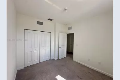 2737 SE 17th St, Homestead, FL 33035 - Photo 13