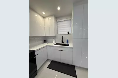 8037 W 36th Ave #6, Hialeah, FL 33018 - Photo 5