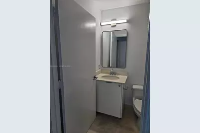 60 SW 13th St #2810, Miami, FL 33130 - Photo 11