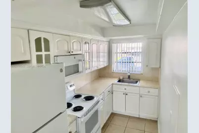 7348 SW 82nd St. #C118, Miami, FL 33143 - Photo 11