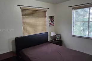 6918 NW 177th St, Hialeah, FL 33015 - Photo 21
