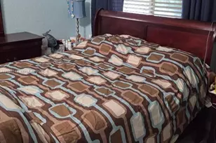 6918 NW 177th St, Hialeah, FL 33015 - Photo 3