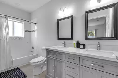 1330 NW 11th St, Fort Lauderdale, FL 33311 - Photo 13