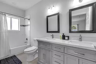 1330 NW 11th St, Fort Lauderdale, FL 33311 - Photo 13
