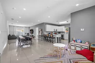 1330 NW 11th St, Fort Lauderdale, FL 33311 - Photo 5