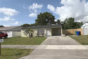 4940 SW 18th St, Fort Lauderdale, FL 33317 - Photo 3