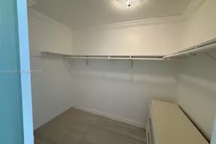1670 NE 191st St, Miami, FL 33179 - Photo 27