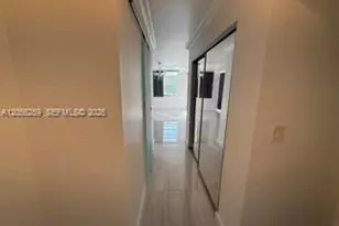 1670 NE 191st St, Miami, FL 33179 - Photo 23