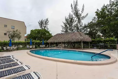 2931 E Sunrise Lakes Dr #109, Sunrise, FL 33322 - Photo 59