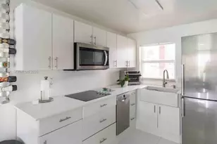 2931 E Sunrise Lakes Dr, Sunrise, FL 33322 - Photo 13