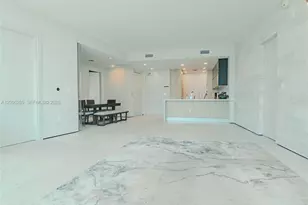 200 Biscayne Blvd Way, Miami, FL 33131 - Photo 9