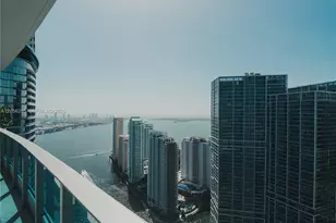 200 Biscayne Blvd Way, Miami, FL 33131 - Photo 3