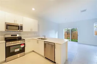 5514 NW 27th St, Lauderhill, FL 33313 - Photo 11