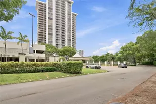 18181 NE 31st Ct, Aventura, FL 33160 - Photo 3