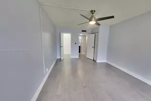 601 Three Islands Boulevard, Hallandale Beach, FL 33009 - Photo 23