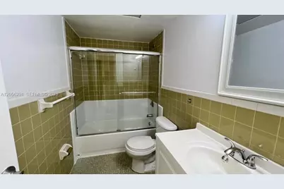 7010 NW 186th St #5-303, Hialeah, FL 33015 - Photo 13