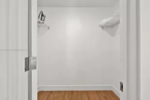 808 SW 29th St, Fort Lauderdale, FL 33315 - Photo 19