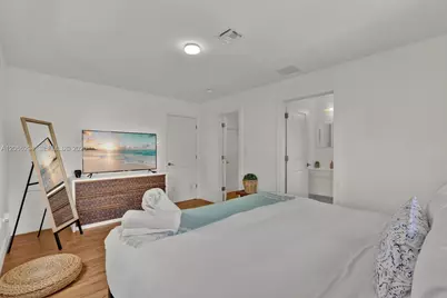 808 SW 29th St, Fort Lauderdale, FL 33315 - Photo 15