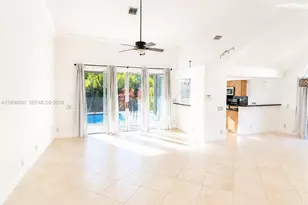 569 Spinnaker, Weston, FL 33326 - Photo 7