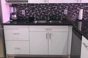 1301 NE Miami Gardens Dr, Miami, FL 33179 - Photo 9