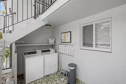 1245 SW 5th St #5, Miami, FL 33135 - Photo 5