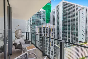 68 SE 6th St, Miami, FL 33131 - Photo 39