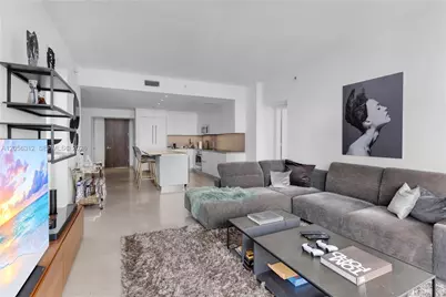 68 SE 6th St #1907, Miami, FL 33131 - Photo 17