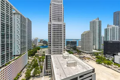 68 SE 6th St #1907, Miami, FL 33131 - Photo 43