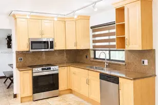 15832 Stonetower St, Davie, FL 33331 - Photo 11