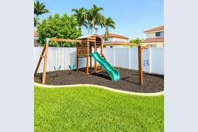 15832 Stonetower St, Davie, FL 33331 - Photo 31