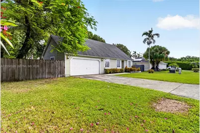 14843 SW 152nd Ter, Miami, FL 33187 - Photo 3