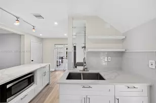 14843 SW 152nd Terrace, Miami, FL 33187 - Photo 13