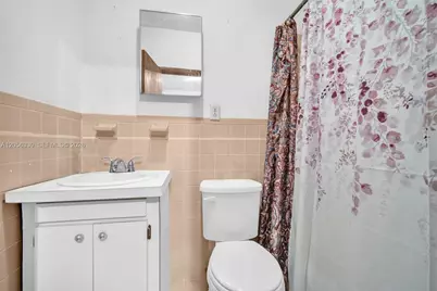 6841 NW 2nd Ct, Miami, FL 33150 - Photo 7