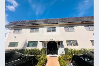 665 Enfield St #B9, Boca Raton, FL 33487 - Photo 1