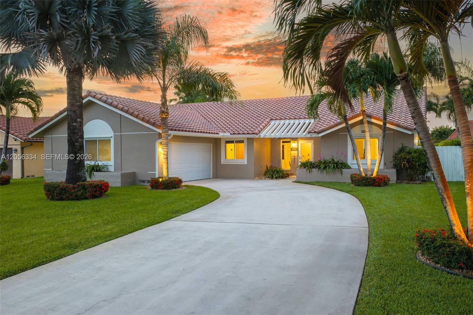 5621 Thornbluff Ave - 5621 Thornbluff Ave, Davie, FL 33331 Luxury Property | Jose Angel Pina