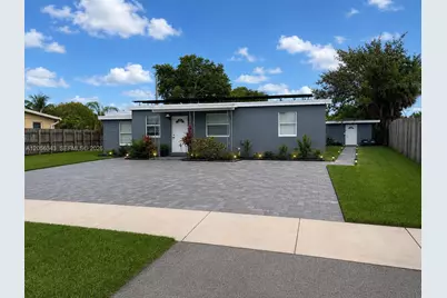 1885 NE 53rd St, Pompano Beach, FL 33064 - Photo 1