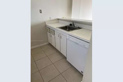 4222 Inverrary Blvd #4512, Lauderhill, FL 33319 - Photo 7