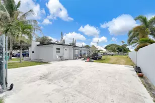 17821 SW 107th Ave, Miami, FL 33157 - Photo 7