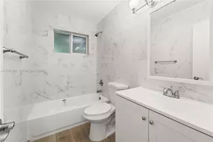 35 NW 49th Ave, Miami, FL 33126 - Photo 9