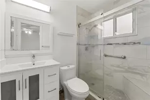 35 NW 49th Ave, Miami, FL 33126 - Photo 13