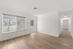 35 NW 49th Ave, Miami, FL 33126 - Photo 7
