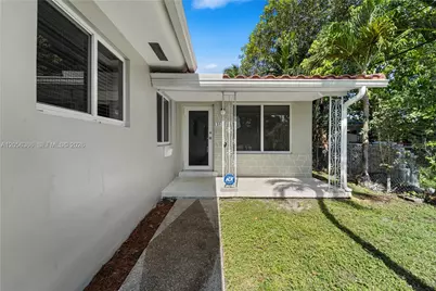35 NW 49th Ave #Rear Unit, Miami, FL 33126 - Photo 19