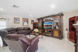 19501 SW 236th St, Homestead, FL 33031 - Photo 9