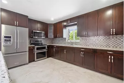 19501 SW 236th St, Homestead, FL 33031 - Photo 9