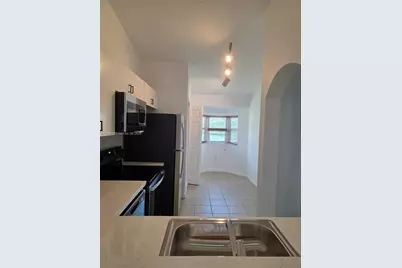 3415 NE 9th Dr #202, Homestead, FL 33033 - Photo 7