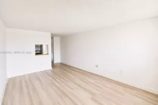 465 E 28th St, Hialeah, FL 33013 - Photo 3
