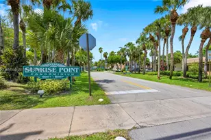 8261 SW 128th St, Pinecrest, FL 33156 - Photo 3