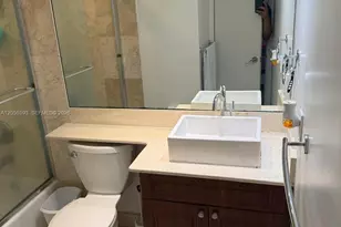 4713 NW 7th St, Miami, FL 33126 - Photo 15