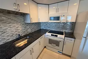 13155 Ixora Ct, North Miami, FL 33181 - Photo 23